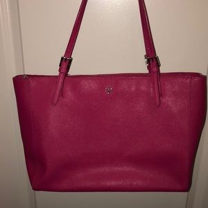 Medium pink Tory Burch tote